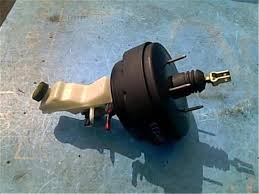 Toyota Avensis Brake Booster / Master Cylinder - Ex-Japan