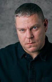 Chris Gotts's Instagram, Twitter & Facebook