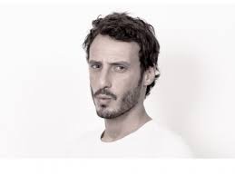 Artist Leeko'B Releases A New Single 'Top Floor'