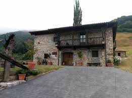 Alquiler de casas rurales asturias. Una Casa Rural Sostenible Rodeada De Naturaleza Hargassner