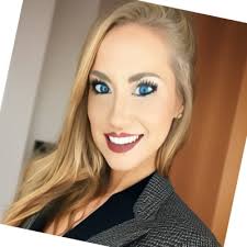 A year ago next month I moved to Scottsdale to take a job as a National  Sales Manager at the Fairmont Scottsdale Princess. That decision was hands  down the best decision I