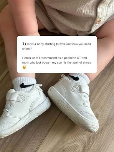 Do babies need shoes? 👶 Not before they walk. Barefoot = stronger muscles  Barefoot = better balance Barefoot = natural development Shoes are for: ✔️  Walking ✔️ Daycare rules ✔️ Outdoor protection