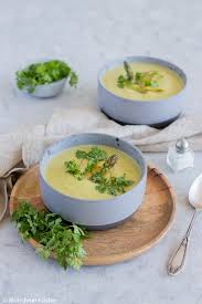 Das Beste Rezept Fur Vegetarische Grune Spargel Creme Suppe Rezept Spargelcremesuppe Suppe Leckerbissen