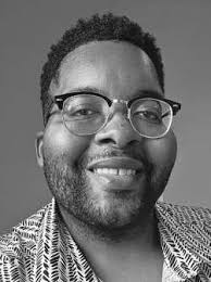 Man throws evidence from vehicle while fleeing