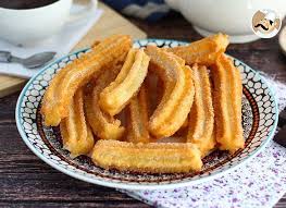 Churros Des Churros Bien Croustillants Comme Dans Les Fetes Foraines C Est Possible Accompagnez Les De Chocolat Fon Recettes De Cuisine Recette Churros