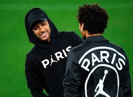 Size medium, new with tags with neymar #10 on the back. Neymar And Mbappe Unveil Psg X Jordan Collection As They Land Into Liverpool Neymar Usa Soccer Women Soccer Girl Problems