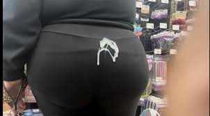 Spraying cum on bbl pawg - ThisVid.com