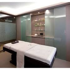 Pour Noel Je Veux Aller Dans Un Spa De Luxe Bien Etre Plurielles Fr Spa Luxe Des Salles De Spa Salon Esthetique