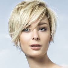 Tendance Cheveux Courts 2017 Cheveux Beaute Tendances Et Conseils 2016 2017 Coupe De Cheveux Courte Cheveux Courts Coupe De Cheveux