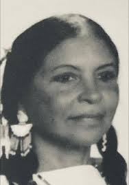 Toya Andrews, first wife of Halroy Williams, BKA Hal Williams (Smitty from  the Sanford & Sons) was born in Columbus. Although Hal and Toya marriage  was short in 1975, they had one