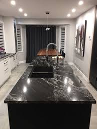 Cuisine Noire Et Blanche Kitchen Backsplash Tile Designs Kitchen Design Pictures Kb Homes