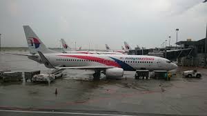 The air travel (bird fly) shortest distance between kuala lumpur and labuan is 1,522 km= 946 miles. Asia Dom S Den