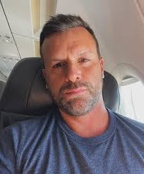 Danny Akers's Instagram, Twitter & Facebook