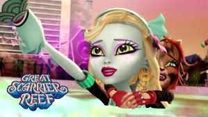 Lagoona realizes she's come home and, in a fintastic mission of the heart, decides to come to terms with her own freaky flaws. Monster High Great Scarrier Reef Exclusive 10 Minute Premiere Great Scarrier Reef Monster High Youtube