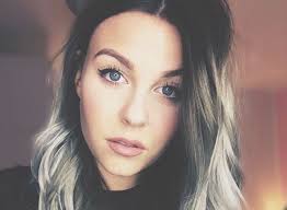 We did not find results for: Dagi Bee Hat Eine Neue Frisur Starzip