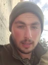 A voir : Un soldat seul retrouve un vieil ami dans une vidéo virale