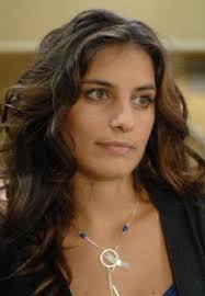 Olivia la série de tf1 n'aura pas de saison 2, une sorte de spin off de la vengeance aux yeux clairs : Olivia Sur Tf1 Et Laetitia Milot Flinguees Par Les Critiques Premiere Fr