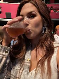 Any mompreneur in New Orleans?? Looking to link up, network, brunch, lunch  etc.