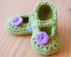 This is the best way to keep your feet nice and warm during any time of year. 49 Easy Crochet Slippers For Adults And Kids Allfreecrochet Com