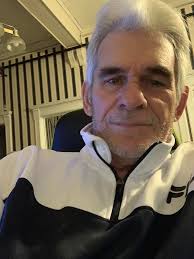 Alguém doando carro ate 100 mil miles preferencia Toyota ou honda urgent