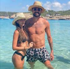 Carlo pinsoglio is an italian professional footballer who plays as a goalkeeper for serie a club carlo pinsoglio. Carlo Pinsoglio Carlo Pinsoglio A Juve Passion 1897 Facebook