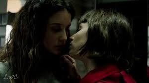 La casa de papel tokio. Tokio And Alison Kissing Scene La Casa De Papel Money Heist Youtube