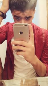 شباب حلوين شباب boy photography poses girl photo poses boy photography