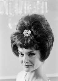 A 1960s Beehive Hairdo The Aunts Would Come Over And Sit Around The Kitchen Counter And Put Thei Beehive Hair Natural Hair Styles For Black Women 1960s Hair