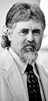 Esquires singer Bobby Lanham's son Robert Jrs. obituary is in the paper  today.