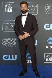 See Every Single Star Arriving At The 2019 Critics Choice Awards Critics Choice Ricky Martin Choice Awards
