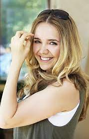 Na otázku, zda jsou zvěsti o jejich vztahu pravdivé, zpěvačka super.cz odpověděla: Lucie Vondrackova Nvsc Wiki Fandom