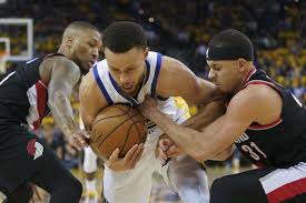 Espn owns exclusive broadcast rights to the eastern conference finals, and tnt covers the western conference finals. Stephen Curry Powers Warriors Over Blazers In Nba Western Conference Finals Opener Arab News