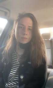 Alana Bowie's Instagram, Twitter & Facebook