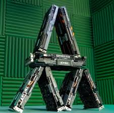 The /\, or apex, should balance independently when placed down on the surface. Did You Ever Make House Of Cards Pcmasterrace