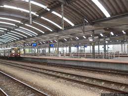 This busy station is a junction for lines to wrocław, kraków & ostrava (czech republic). Hauptbahnhof Kattowitz Railcc
