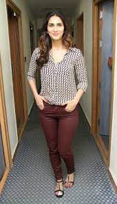 Vaani kapoor had earlier said that her father is a huge fan of akshay kumar. Vaani Kapoor Age Boyfriend Family Biography More Starsunfolded