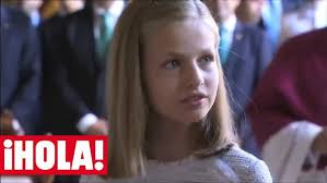 Leonor Burns's Instagram, Twitter & Facebook