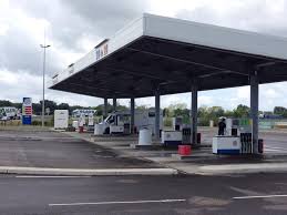 Tarifs moyens du fioul domestique en france prix du fioul pour une commande de 1000 litres non groupée livraison incluse. Centre E Leclerc Aire Sur L Adour Supermarches Hypermarches Adresse Avis