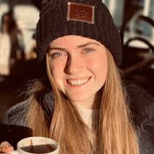 maddie szemplenski (@_maddie_230)