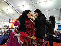 Sijil agroteknologi telah direkabentuk untuk menjana sumber modal insan yang produktif dalam industri pertanian selaras dengan dasar pembangunan industri pertanian di malaysia. Hijabista Kolej Komuniti Bukit Politeknik Seberang Perai Facebook