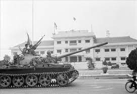 Chiến dịch hồ chí minh 1975 | ngày giải phóng miền nam thống nhất đất nước ♧ xem phim tài liệu chiến tranh việt nam. Chuyá»‡n ChÆ°a Ká»ƒ TrÆ°á»›c Ngay Giáº£i Phong Miá»n Nam Bai Cuá»'i Ky á»©c Ngay Trá»ng Ä'áº¡i Baotintuc Vn