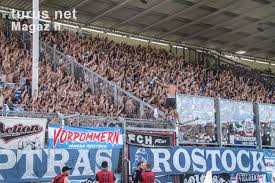 Mit rund 14.000 mitgliedern ist er einer der mitgliederstärksten sportvereine deutschlands. Foto Fc Energie Cottbus Vs F C Hansa Rostock Bilder Von F C Hansa Rostock Turus Net Magazin