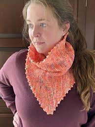 Ravelry: Dog Walking Kerchief pattern by Erin Ritchie