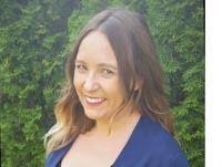 Amy Doud's Instagram, Twitter & Facebook