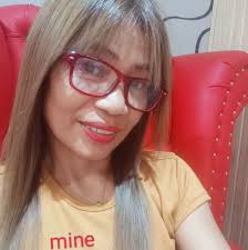 House for rent located @ Pinamaloy mauswagon village pm me for more  information. ☺️ ONE ROOM ONLY !!