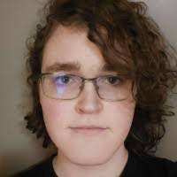 Noelle Stark's Instagram, Twitter & Facebook