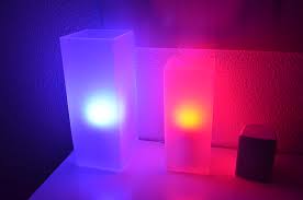 Philips hue lampen bestellen | bedien je verlichting met je smartphone • thuiswinkelwaarborg ontdek de vele opties om je philips hue systeem uit te breiden met bijvoorbeeld extra lampen. Philips Hue Test Led Lampen Mit Smartphone Anbindung