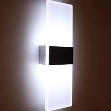 Gleichzeitig kann sie mit einem topmodernen und eleganten design überzeugen. Wandbeleuchtung Und Andere Lampen Von Lightess Online Kaufen Bei Mobel Garten