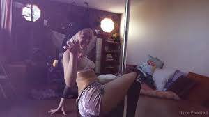 Pixiepixelized was destiny that get into pole dancing don think this  onlyfans porn video xxx