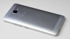 Das Archos Diamond Plus im Test (5,5 ...